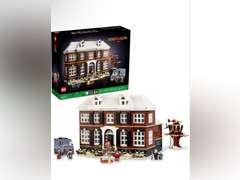 LEGO Ideas Home Alone McCallisters’ House 21330 Building Set for Adults, Movie Collectible Gift Idea with 5 Minifigures 300