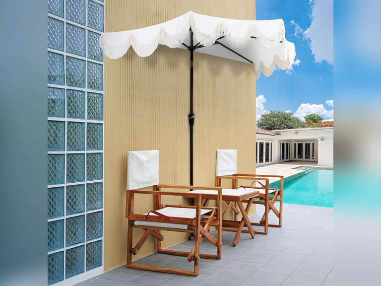 JONATHAN Y UMB1201D Beverly 9 ft. Designer Classic Scalloped Fringe Half Market Patio Umbrella with Crank, Push Button Tilt and UV Protection in Cream/White 144