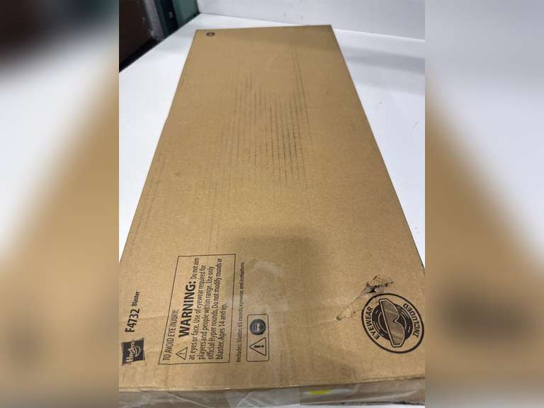 NERF Hyper Bundle, Siege-50 Pump-Action Blaster, Up to 110 FPS Velocity, Eyewear 20