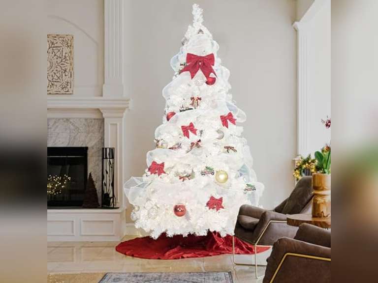 BESTHLS White Christmas Tree 7FT Artificial Christmas Tree Pine for Holiday Decoration with Metal Stand and 1100 Branch Tips (7 Foot) 100