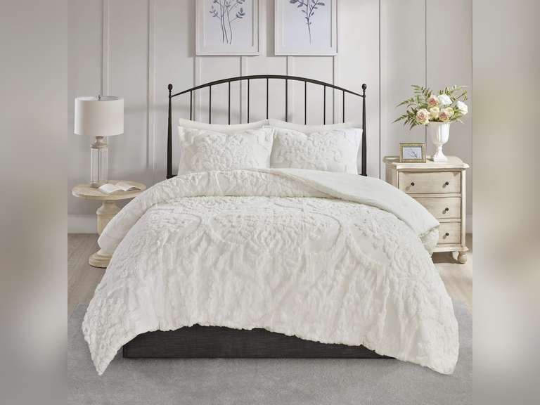 Madison Park All Season Bedding Set, Matching Shams, Cotton, Viola, Damask White, King/Cal King (104" x 92") 93