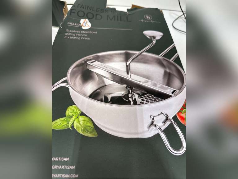 Ergonomic Food Mill Stainless Steel With 3 Grinding Discs - Rotary Food Mill for Tomato Sauce, Applesauce, Puree, Mashed Potatoes, Jams, Baby Food 40
