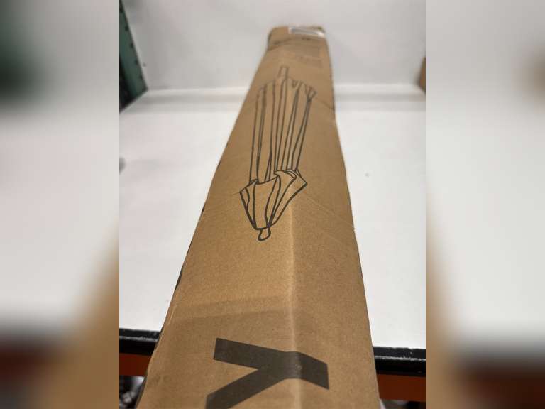 JONATHAN Y UMB1201D Beverly 9 ft. Designer Classic Scalloped Fringe Half Market Patio Umbrella with Crank, Push Button Tilt and UV Protection in Cream/White 144