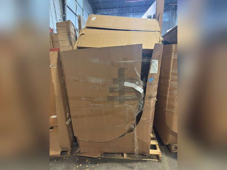 Pallet of mixed items 50