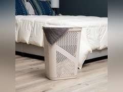 Mind Reader Lid, Ventilated, Plastic, 17.25" L x 13.75" W x 23.5" H, Ivory, 60 Liter (color black) 35