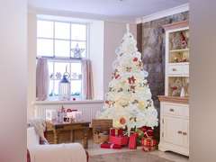 BESTHLS White Christmas Tree 7FT Artificial Christmas Tree Pine for Holiday Decoration with Metal Stand and 1100 Branch Tips (7 Foot) 100