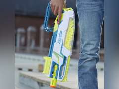 NERF Hyper Bundle, Siege-50 Pump-Action Blaster, Up to 110 FPS Velocity, Eyewear 20