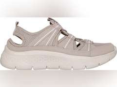 Skechers Women's Closed Toe Fisherman Sandal size 9 55