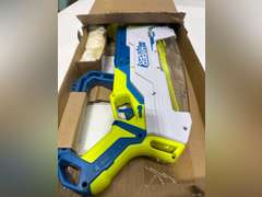 NERF Hyper Bundle, Siege-50 Pump-Action Blaster, Up to 110 FPS Velocity, Eyewear 20