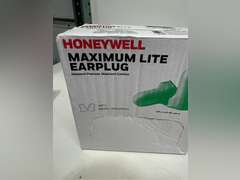 Similar model. See pictures. Howard Leight by Honeywell Single Use Max-Lite T-S 37
