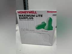 Similar model. See pictures. Howard Leight by Honeywell Single Use Max-Lite T-S 37
