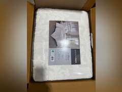 Madison Park All Season Bedding Set, Matching Shams, Cotton, Viola, Damask White, King/Cal King (104" x 92") 93