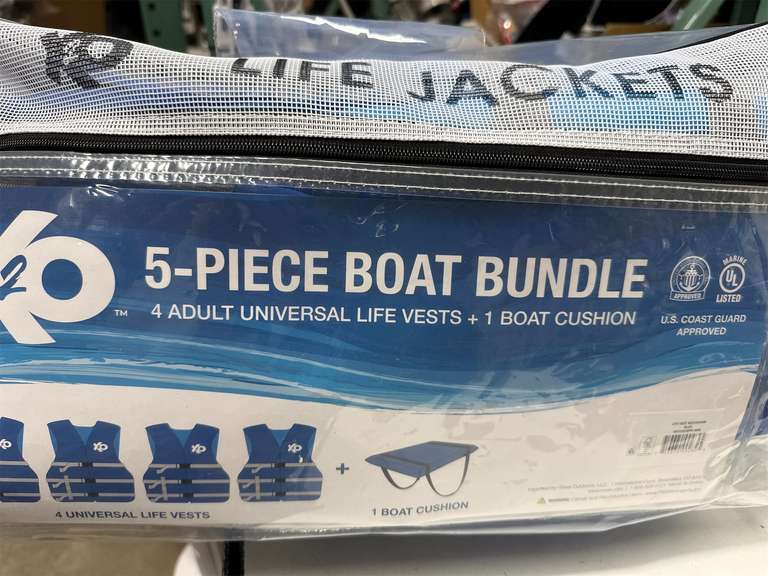 X20, 3-Pack Boat Bundle: Universal Life Jacket 4-Pack Plus Throwable Boat Cushion in Blue, Unisex 46