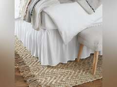 Amazon Basics Lightweight Ruffled Bed Skirt, Classic Style, Soft and Stylish 100% Microfiber with 16" Drop, Machine Washable, Wrinkle Free, Queen, Bright White, Solid 13