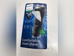 Philips Norelco Shaver 2400 Series, Wet and Dry Electric Shaver, Pop-up Trimmer, P-Cap, Deep Black, Model X3001/90 40