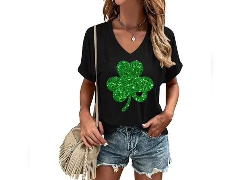 Beopjesk Womens Short Sleeve V Neck St Patrick's Day Shirts Heart Graphic Tees Lucky Shamrock Shirts 15