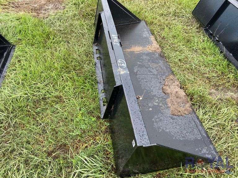 2023 84 Inch Kivel Skid Steer Bucket