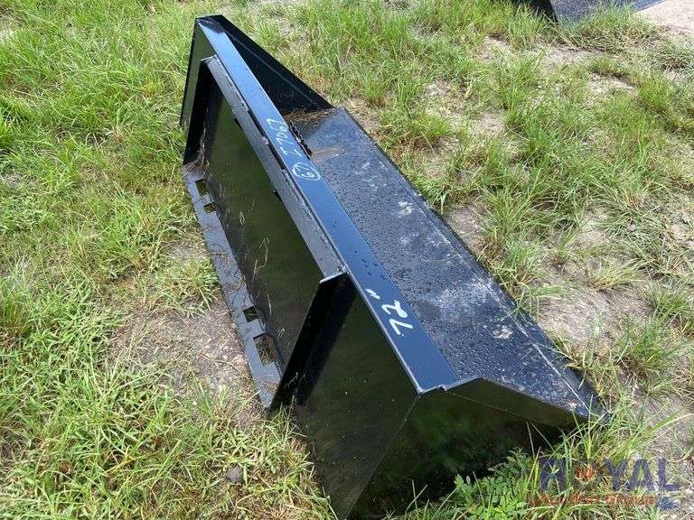 2023 72 Inch Kivel Skid Steer Bucket