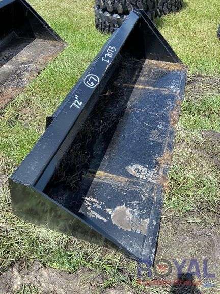 2023 72 Inch Kivel Skid Steer Bucket