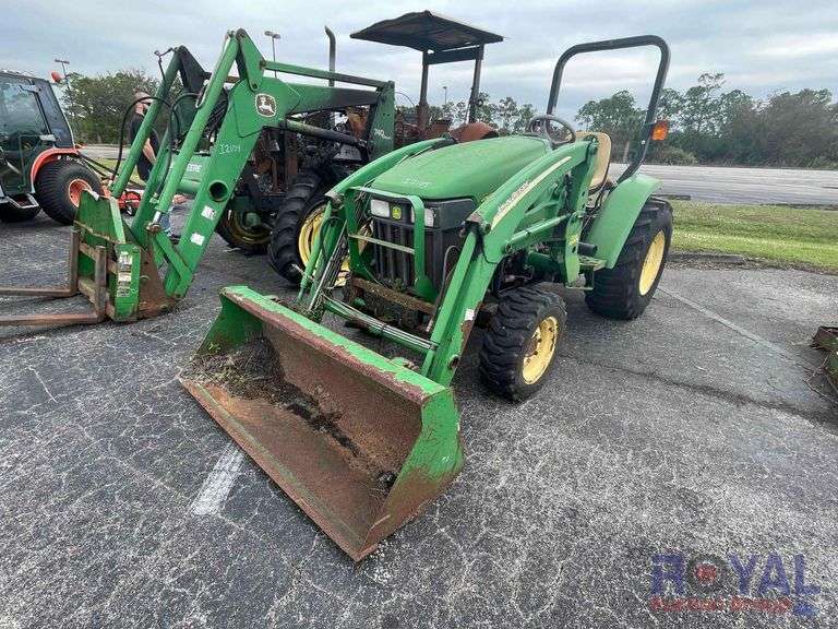 2006 John Deere 3203 4x4 Tractor with 300 Loader Attachment Royal
