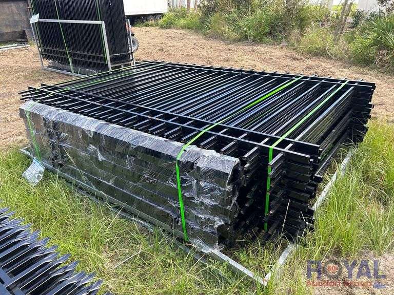 2024 FENS FEN20 10ft X 7ft Galvanized Steel Fence Royal Auction Group
