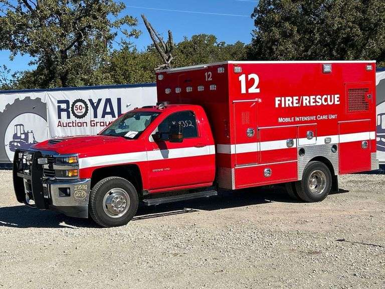 2017 Chevrolet Silverado 3500 Ambulance