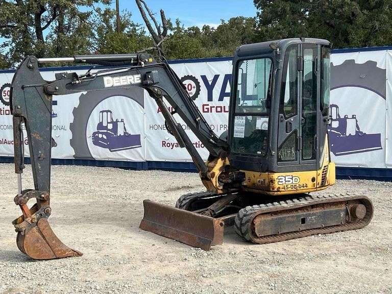 2013 John Deere 35D Mini Excavator