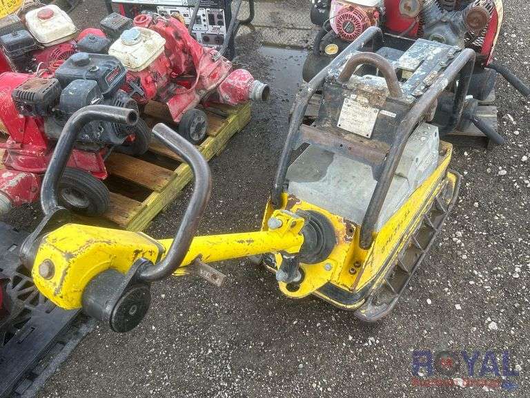 2014 Wacker BPU 3545A Reversible Vibratory Plate Compactor