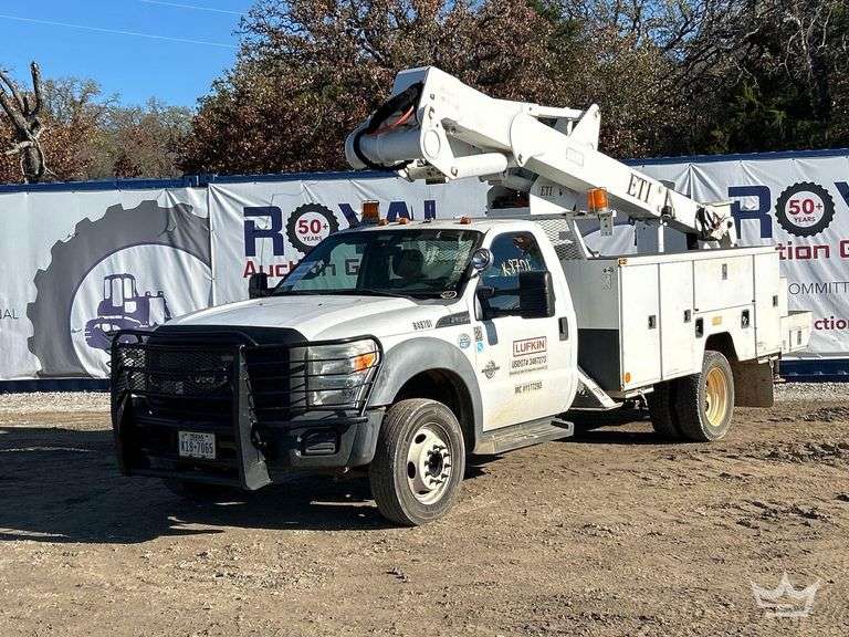 2011 Ford F-550 ETI ETCMH37IH 37ft. Insulated Material Handling Bucket Truck
