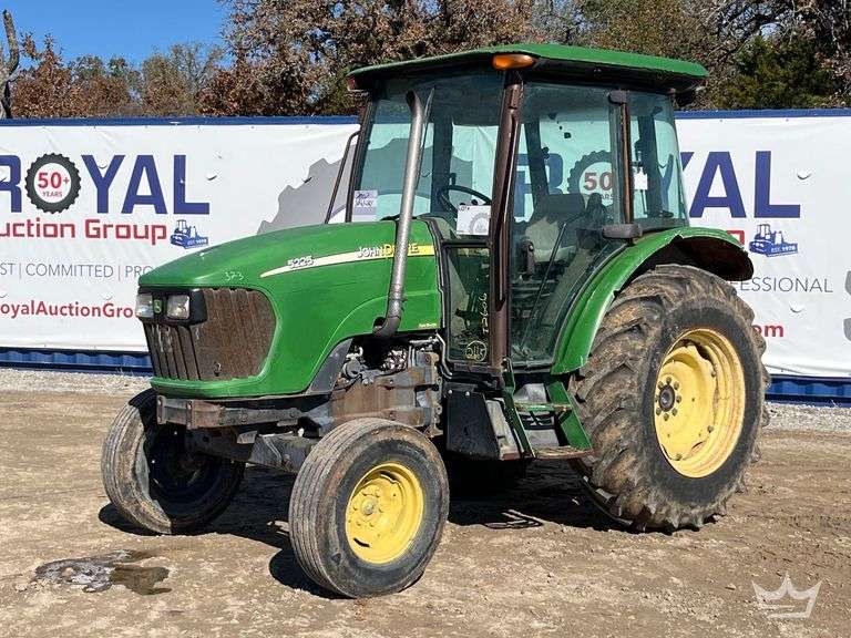 2007 John Deere 5225 56HP Utility Tractor