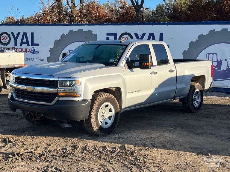 2018 Chevrolet 1500 Silverado Crew Cab Pickup Truck