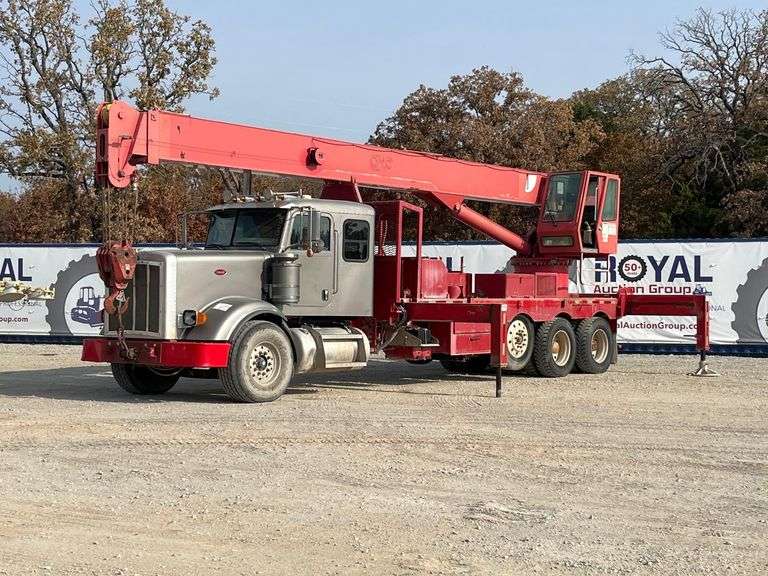 2013 Peterbilt 367 QMC 7060S 35 Ton Tri Axle All-Terrain Crane Truck
