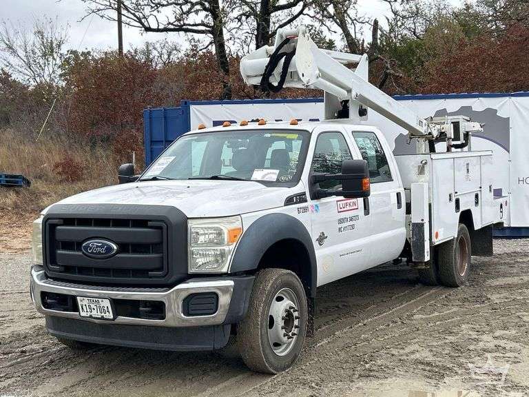 2015 Ford F-550 Crew Cab ETI ETC35SNT 35ft Bucket Truck
