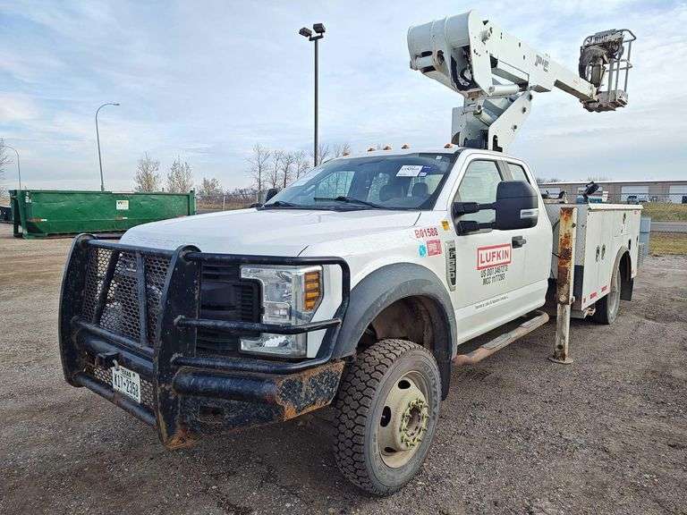 2019 Ford F-550 4x4 DurALift DTAXS39 39ft. Bucket Truck