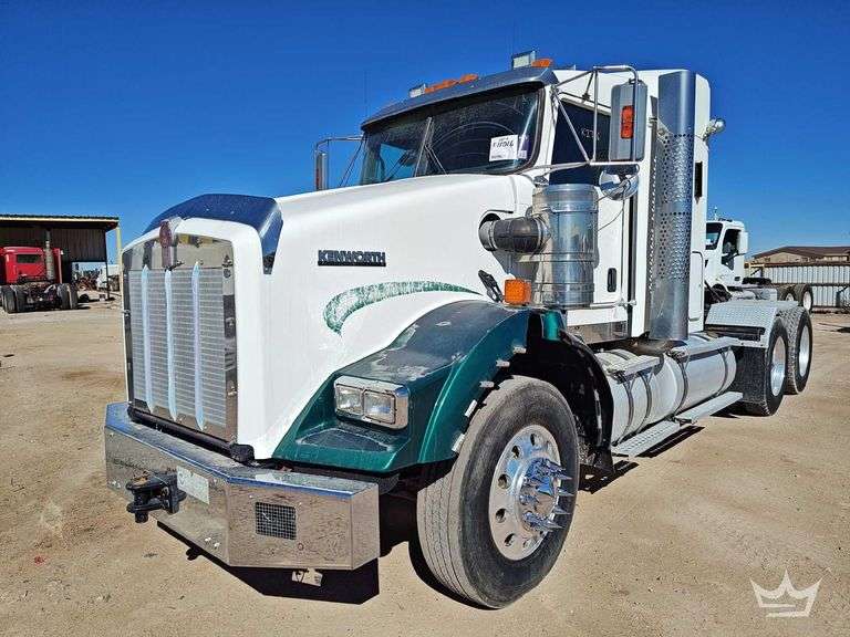 2012 Kenworth T800 T/A Wet Kit Sleeper Cab Truck Tractor