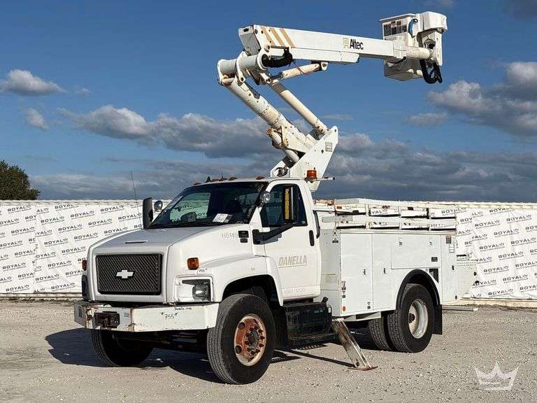 2008 Chevrolet C7500 Altec TA40 41ft. Bucket Truck