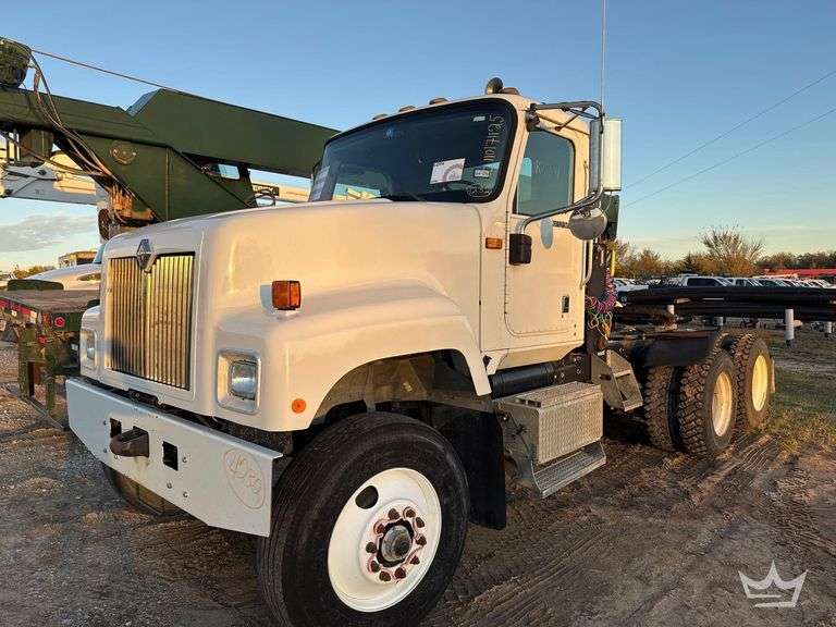 2009 International 5500i T/A Wet Kit Day Cab Truck Tractor
