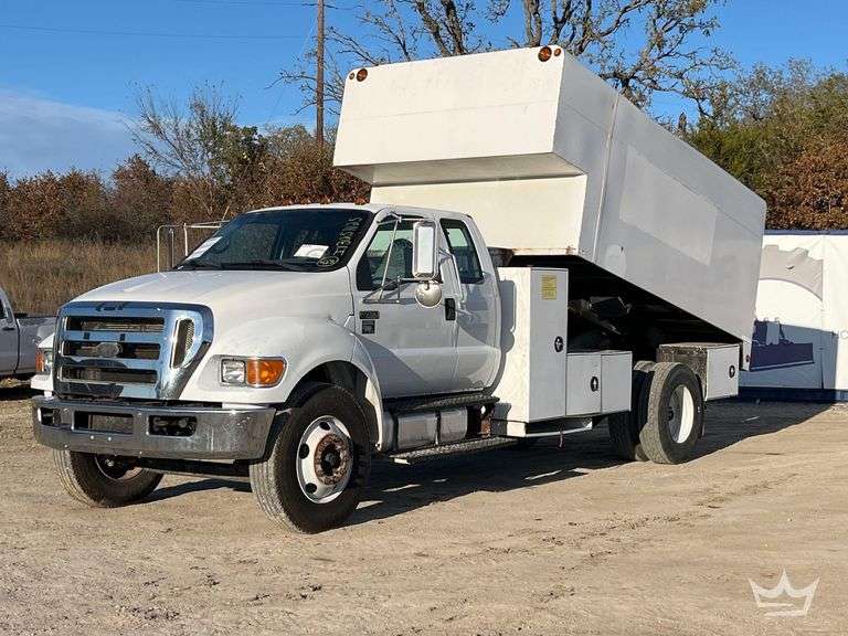 2009 Ford F-750 Forestry Chipper Dump Truck