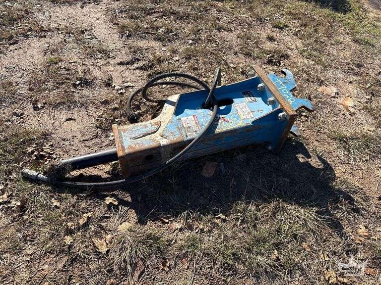 Okada OKB 304B Hydraulic Breaker Excavator Attachment