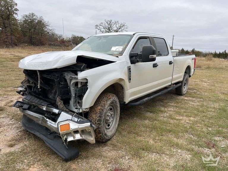 2020 Ford F-250 4x4 Crew Cab Pickup Truck