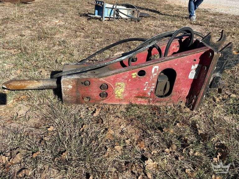 Hydraulic Breaker Excavator Attachment