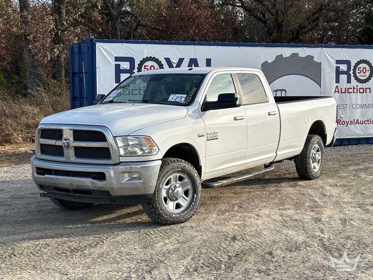2014 Ram 2500 4x4 Crew Cab Pickup Truck