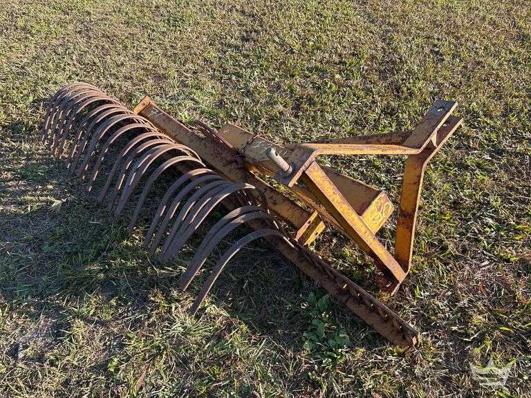 7ft Pull-Behind Rake Tractor Attachment
