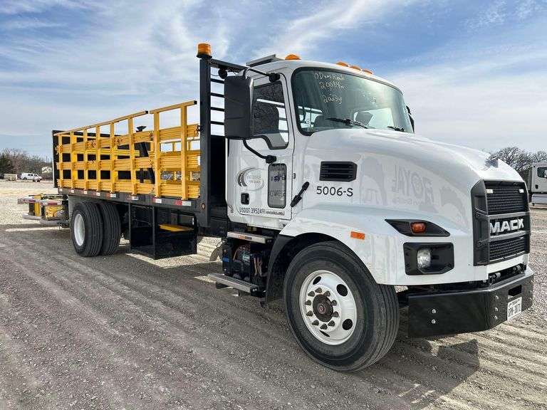 2023 Mack MD 18ft TMA Attenuator Truck