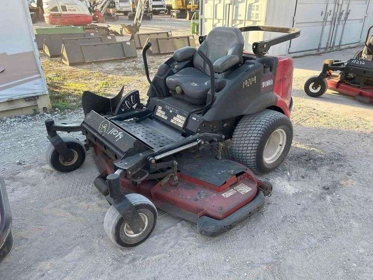 2018 Toro Grounds Master 7200 72in Zero Turn Commercial Mower