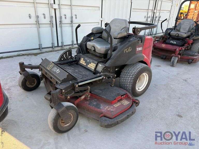 2018 Toro Grounds Master 7200 72in Zero Turn Commercial Mower