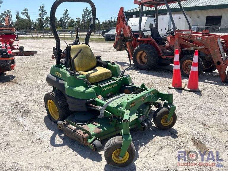 John Deere ZTrak Pro Z830A 60in Zero Turn Mower