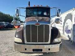 2014 Peterbilt 384 T/A Wet Kit Day Cab Truck Tractor