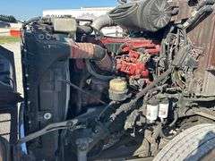 2014 Peterbilt 384 T/A Wet Kit Day Cab Truck Tractor