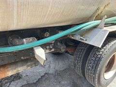 2000 GMC C7500 Water Truck